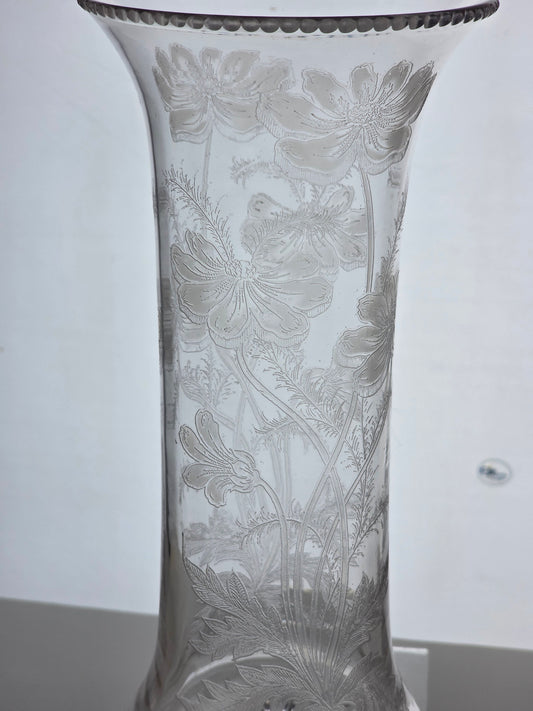 Needle acid etched glass vase antique Dorflinger bob43