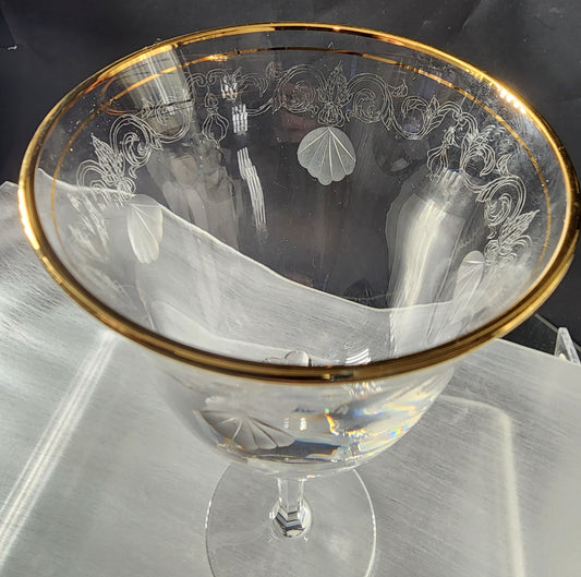 LENOX shell gold wine glass, Crystal Made in USA Mt Pleasant PA