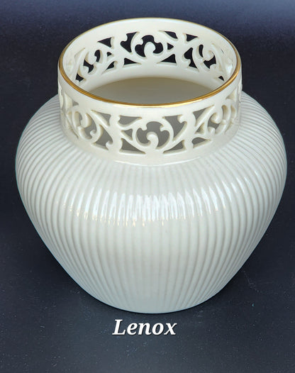 Signed lenox Tracery gold rim VASE