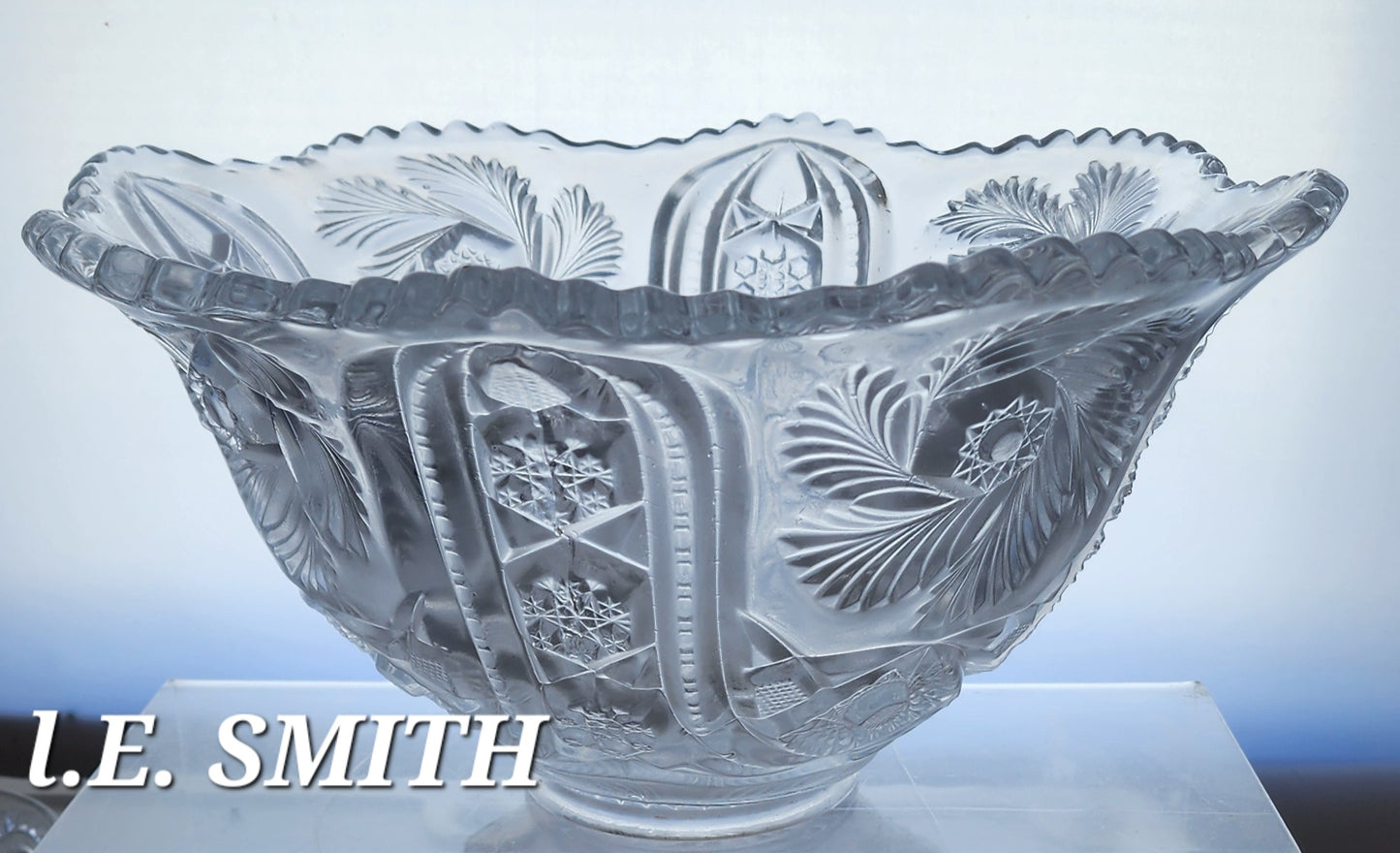 L E Smith Glass buzzstar punch bowl