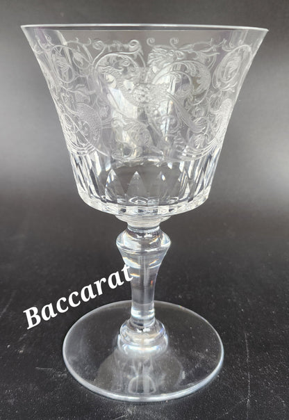 Cut glass and etched goblet Parme Baccarat SIGNED