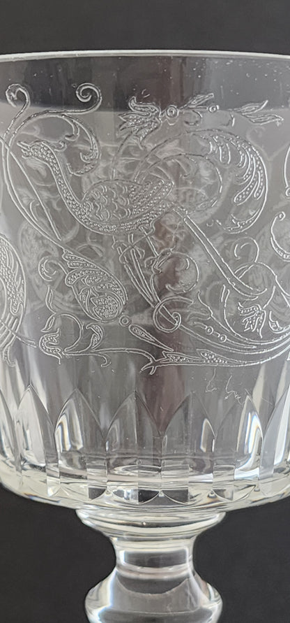 Cut glass and etched goblet Parme Baccarat SIGNED