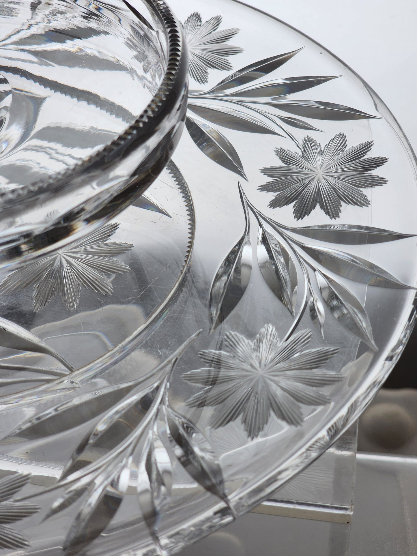 Cut glass chip and dip bowl abp