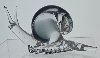 Art glass snail paperweight