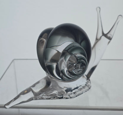 Art glass snail paperweight