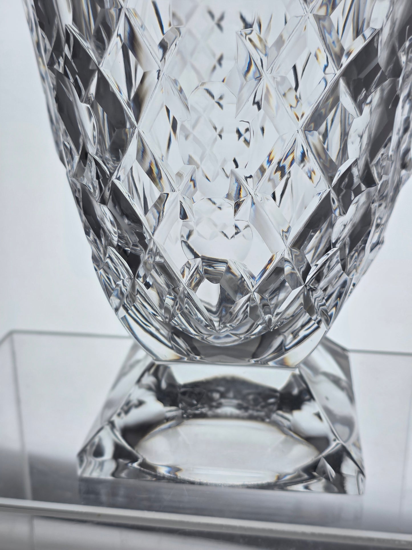 Hand Cut 24% lead crystal vase / center piece with space for etching Award 8 lbs