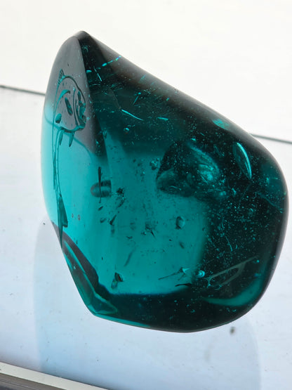 Hand crafted art glass paperweight from L.E. Smith Etched fish Glows