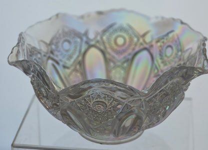 L.E Smith Glass Iridescent Quintec bowl
