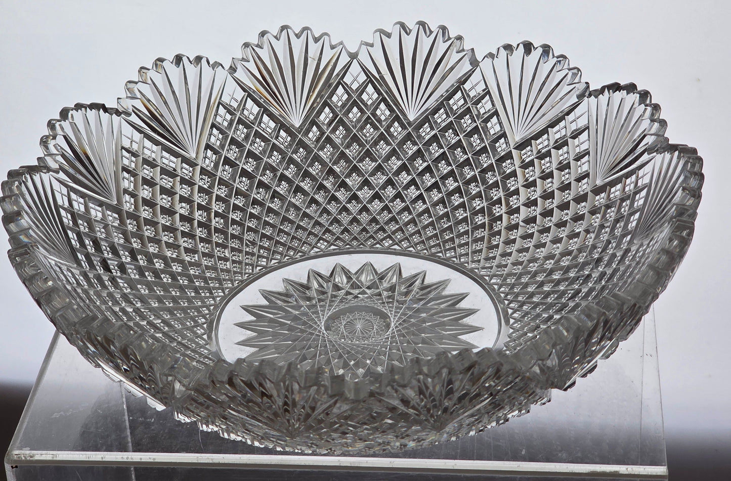 America Brillant Period bowl strawberry diamond fan abp