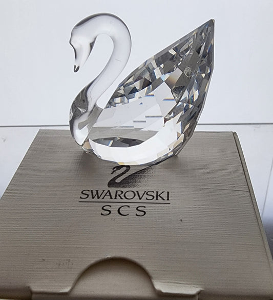 Swarovski crystal swan figurine DWH005