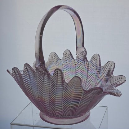 L.E Smith Glass scoloped edge pink iridescent basket
